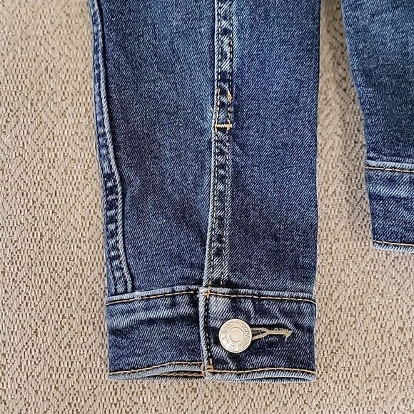 Levi's Strauss Signature Gold NWOT Distressed Trucker Denim Jean Jacket-Small - Picture 6 of 16